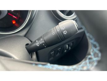 Renault Captur 1.5 dci 90 Iconic II Nav 5dr Auto Diesel Hatchback