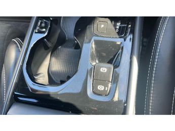 Volvo XC40 1.5 T3 [163] R DESIGN 5dr Geartronic Petrol Estate