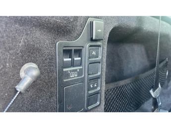 Land Rover Discovery 3.0 D300 R-Dynamic SE 5dr Auto Diesel Station Wagon