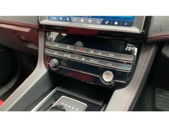 Jaguar F-Pace 2.0d R-Sport 5dr Auto AWD Diesel Estate