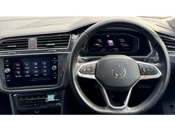 Volkswagen Tiguan 2.0 TDI Elegance 5dr DSG Diesel Estate