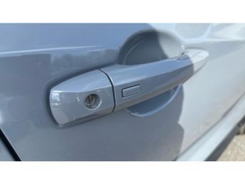 Nissan Juke 1.0 DiG-T 114 N-Connecta 5dr DCT Petrol Hatchback