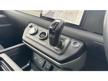 Land Rover Defender 2.0 D200 SE 110 5dr Auto Diesel Estate