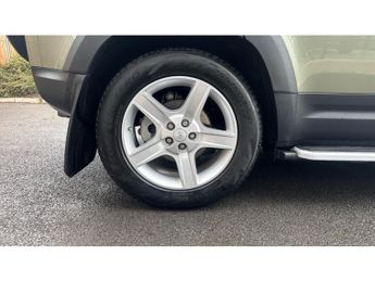 Land Rover Defender 2.0 D200 SE 110 5dr Auto Diesel Estate