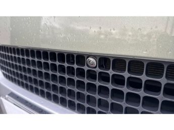 Land Rover Defender 2.0 D200 SE 110 5dr Auto Diesel Estate