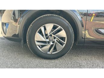 Nissan Qashqai 1.3 DiG-T MH 158 Acenta Premium 5dr Xtronic Petrol Hatchback