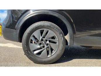 Nissan Qashqai 1.3 DiG-T MH 158 Acenta Premium 5dr Xtronic Petrol Hatchback