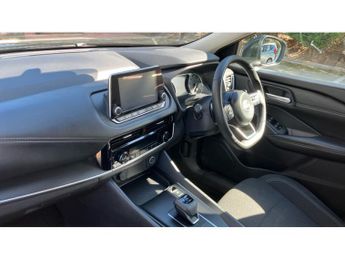 Nissan Qashqai 1.3 DiG-T MH 158 Acenta Premium 5dr Xtronic Petrol Hatchback