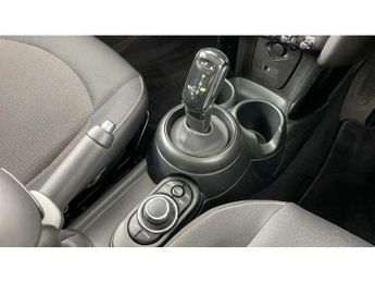 MINI Hatchback 1.5 Cooper Classic 3dr Auto [Comfort Pack] Petrol Hatchback