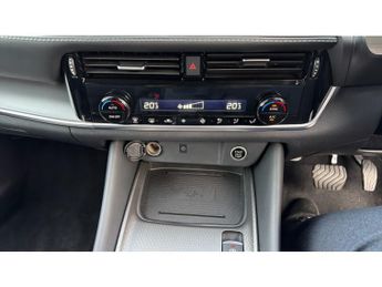 Nissan Qashqai 1.3 DiG-T MH 158 N-Connecta 5dr Xtronic Petrol Hatchback