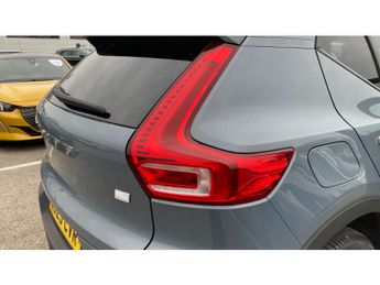 Volvo XC40 1.5 T4 Recharge PHEV Plus Dark 5dr Auto Estate