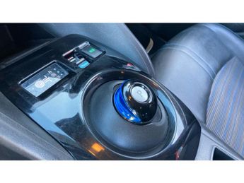 Nissan LEAF 110kW N-Connecta 39kWh 5dr Auto Electric Hatchback