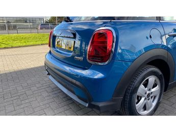 MINI Hatchback 1.5 Cooper Classic 5dr Auto Petrol Hatchback