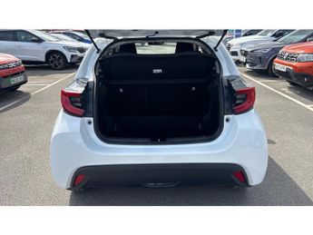 Toyota Yaris 1.5 Hybrid Design 5dr CVT Hybrid Hatchback
