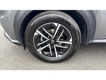 Nissan Juke 1.0 DiG-T N-Connecta 5dr DCT Petrol Hatchback
