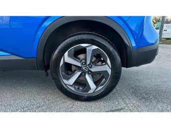 Nissan Qashqai 1.3 DiG-T MH 158 N-Connecta 5dr Xtronic Petrol Hatchback