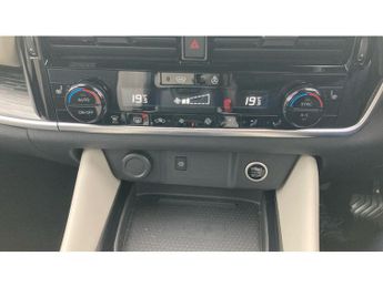 Nissan Qashqai 1.3 DiG-T MH 158 Tekna 5dr Xtronic Petrol Hatchback