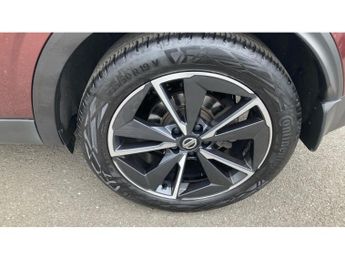 Nissan Qashqai 1.3 DiG-T MH 158 Tekna 5dr Xtronic Petrol Hatchback