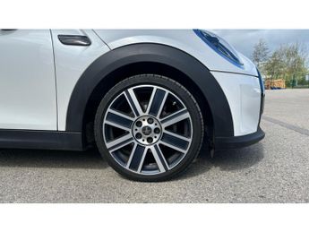 MINI Cooper 1.5 C Exclusive 5dr Auto Petrol Hatchback