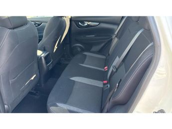 Nissan Qashqai 1.3 DiG-T 160 [157] N-Connecta 5dr DCT Glass Roof Petrol Hatchba