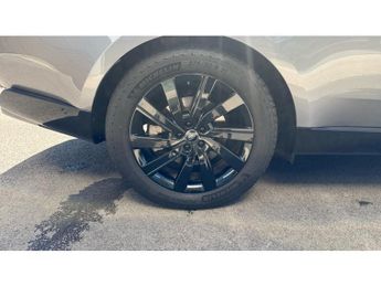 Land Rover Range Rover 3.0 D300 SE 4dr Auto Diesel Estate