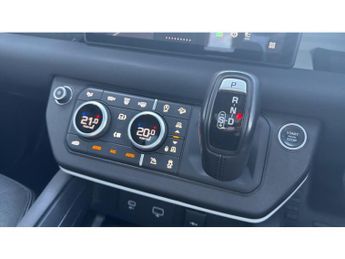 Land Rover Defender 2.0 D240 SE 110 5dr Auto Diesel Estate