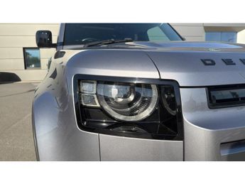 Land Rover Defender 2.0 D240 SE 110 5dr Auto Diesel Estate