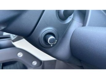 Land Rover Defender 2.0 D240 SE 110 5dr Auto Diesel Estate