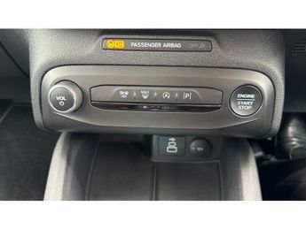 Ford Focus 1.0 EcoBoost Hybrid mHEV 155 Titanium 5dr Auto Petrol Hatchback