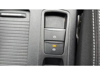 Ford Focus 1.0 EcoBoost Hybrid mHEV 155 Titanium 5dr Auto Petrol Hatchback