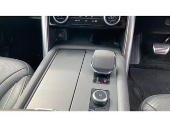 Land Rover Discovery 3.0 D300 R-Dynamic HSE 5dr Auto Diesel Station Wagon
