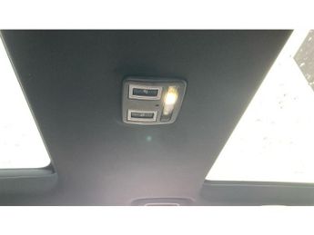 Land Rover Discovery 3.0 D300 R-Dynamic HSE 5dr Auto Diesel Station Wagon