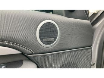 Land Rover Discovery 3.0 D350 Dynamic SE 5dr Auto Diesel Station Wagon