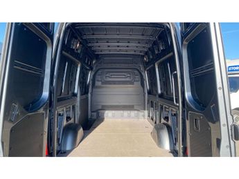 Mercedes-Benz Sprinter 315Cdi L2 Diesel Rwd 3.5t H2 Pro Van 9G-Tronic