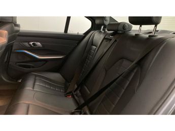 BMW 3 Series 330e M Sport 4dr Step Auto Saloon