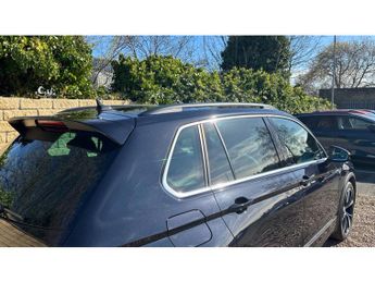 Volkswagen Tiguan 2.0 TDI R-Line 5dr DSG Diesel Estate
