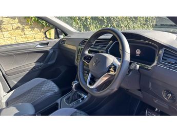 Volkswagen Tiguan 2.0 TDI R-Line 5dr DSG Diesel Estate