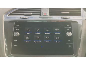 Volkswagen Tiguan 2.0 TSI 4Motion R-Line 5dr DSG Petrol Estate