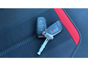 Vauxhall Mokka 100kW SRi Premium 50kWh 5dr Auto Electric Hatchback