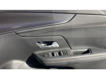 Vauxhall Mokka 100kW SRi Premium 50kWh 5dr Auto Electric Hatchback