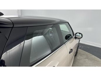 MINI Hatchback 1.5 Cooper Sport 3dr Auto Petrol Hatchback