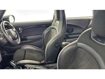 MINI Hatchback 1.5 Cooper Sport 3dr Auto Petrol Hatchback