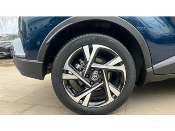 Toyota C-HR 1.8 Hybrid Design 5dr CVT Hybrid Hatchback