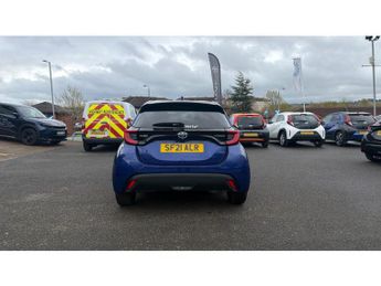 Toyota Yaris 1.5 Hybrid Design 5dr CVT Hybrid Hatchback