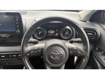 Toyota Yaris 1.5 Hybrid Design 5dr CVT Hybrid Hatchback
