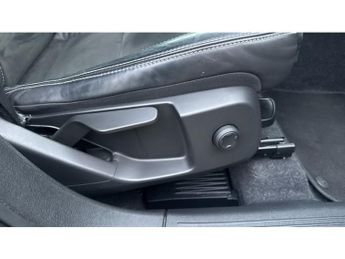 Volvo XC40 2.0 B4P R DESIGN 5dr Auto Petrol Estate