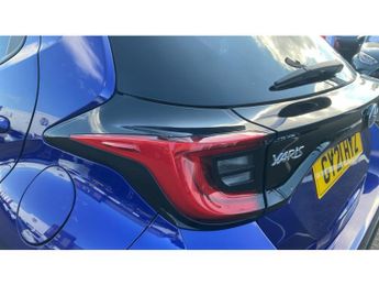 Toyota Yaris 1.5 Hybrid Design 5dr CVT Hybrid Hatchback