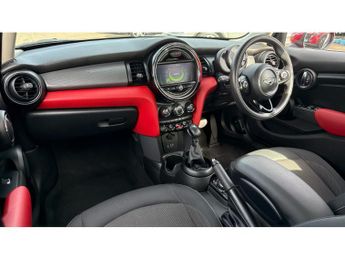 MINI Hatchback 1.5 Cooper 5dr Auto Petrol Hatchback