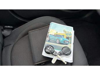 MINI Hatchback 1.5 Cooper 5dr Auto Petrol Hatchback
