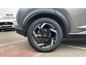 Nissan Juke 1.6 Hybrid N-Connecta 5dr Auto Hybrid Hatchback